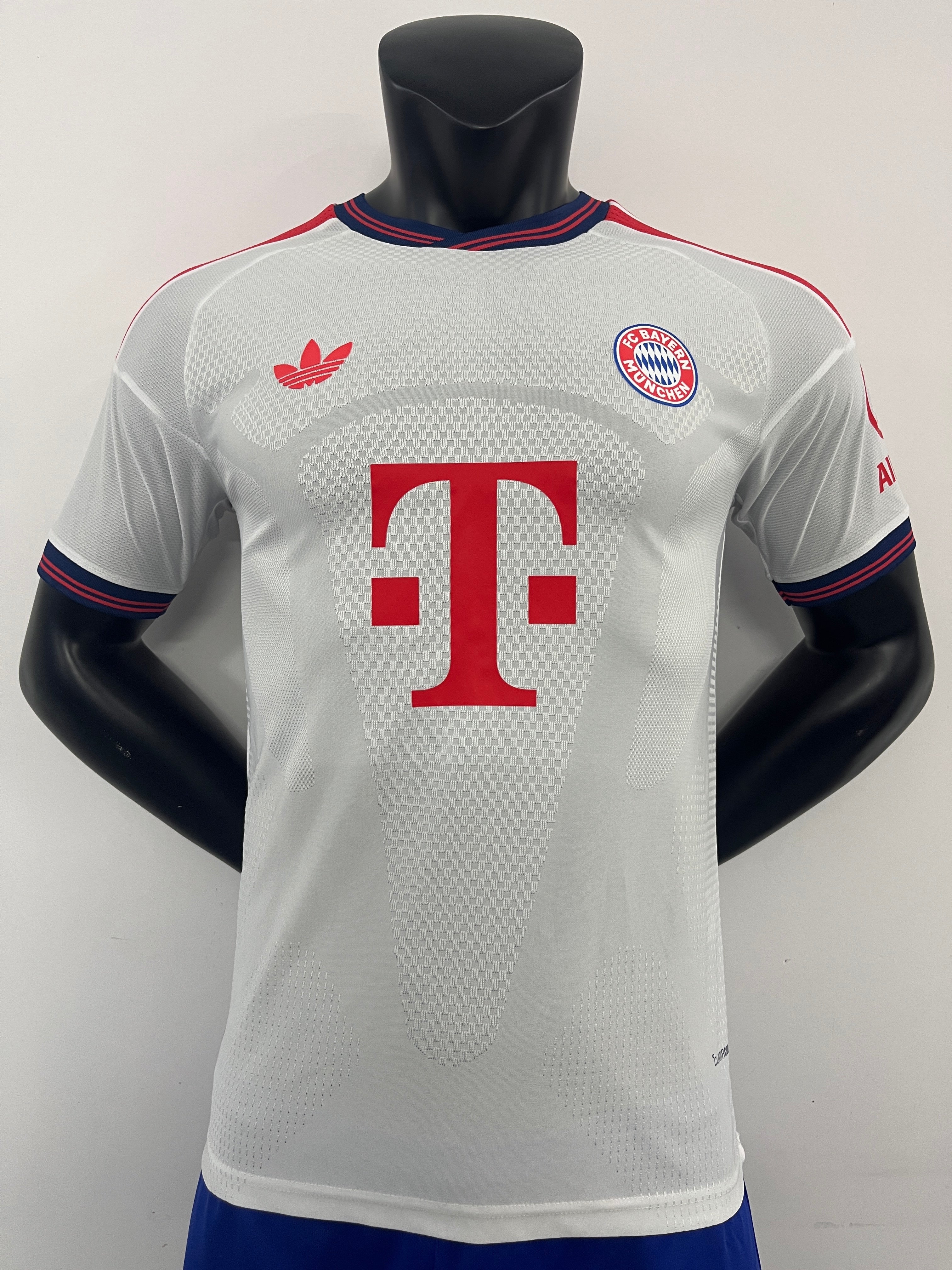 BAYERN MUNICH AWAY 26/27